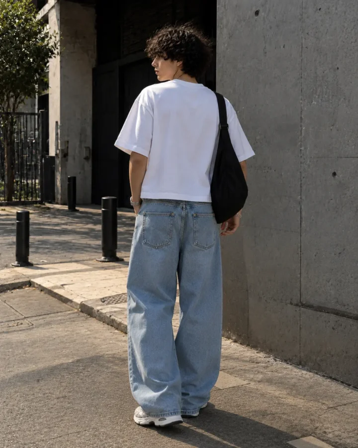 White Tee detail